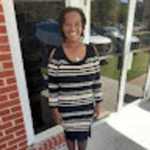 Meet your Posher, Ebony